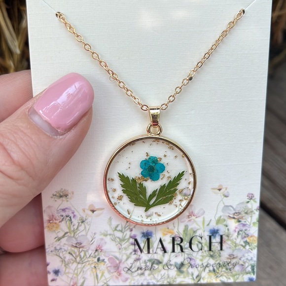 Handmade Birth Month Flower Necklace: March: Daffodil and Jonquil - Picture 10 of 12